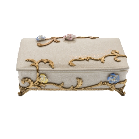 Шкатулка квадратная "Золотые узоры"