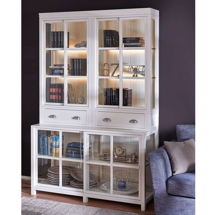 Витрина с дверцами и ящиками