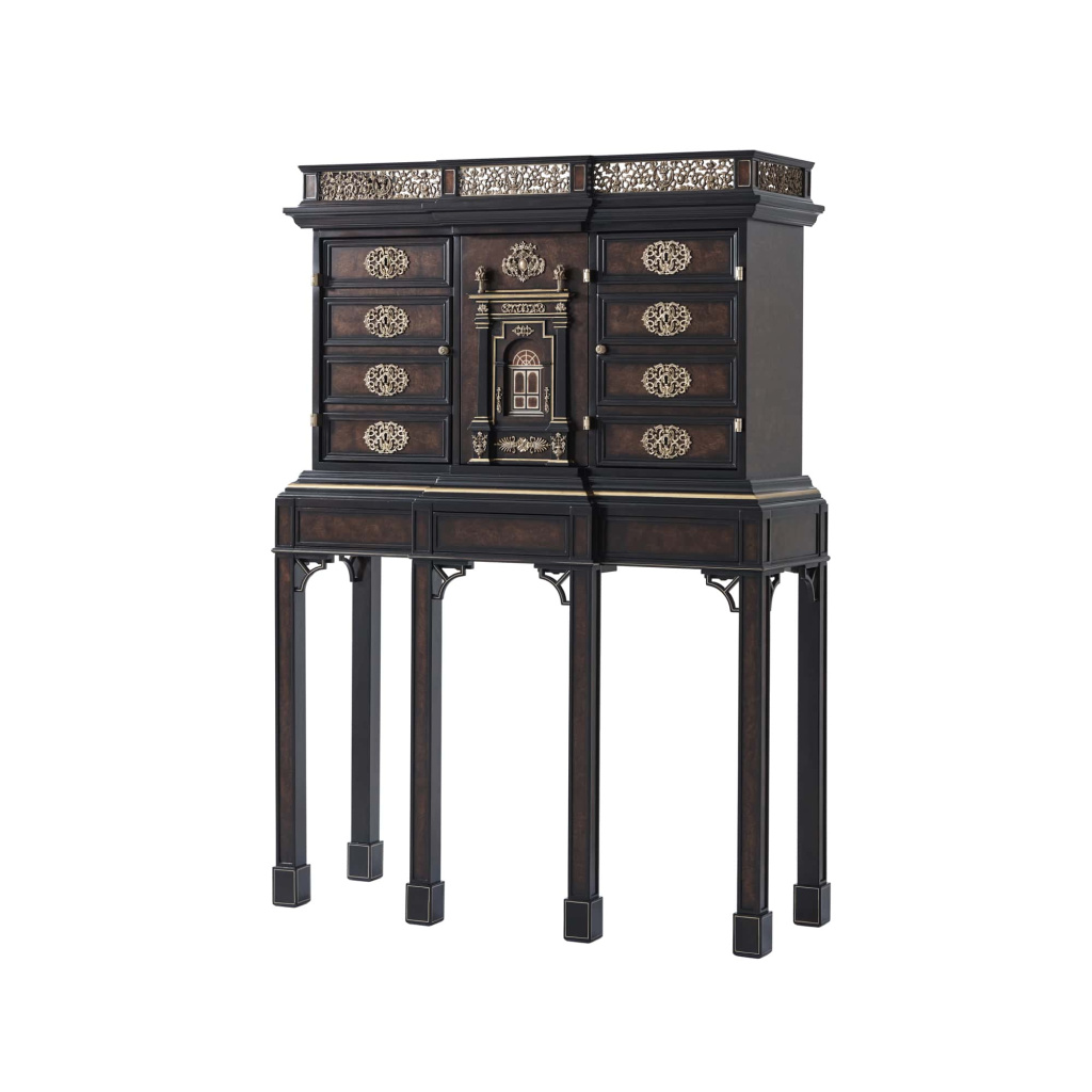 Бар "В антикварном стиле", Theodore Alexander