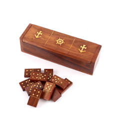 Набор домино в деревянной шкатулке