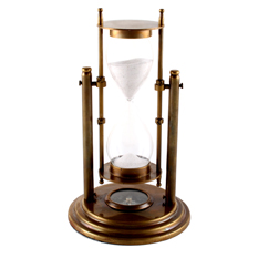 Вращающиеся песочные часы с компасом