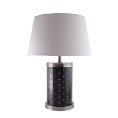 Настольная лампа в брутальном стиле