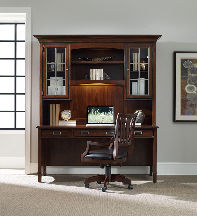 Стол письменный "Лэтитьюд"