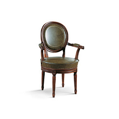 Кресло с деревянным каркасом "Верона" на ножках