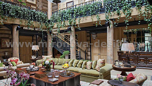 Атмосфера старинного семейного поместья в загородном доме