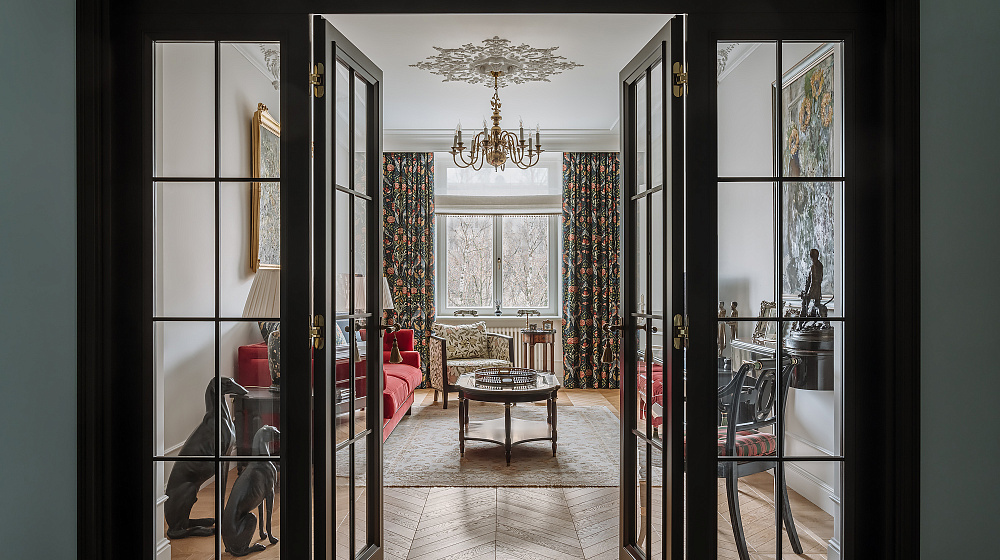 Сталинская квартира на Университетском проспекте