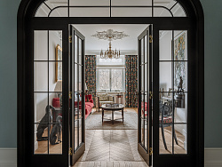 Сталинская квартира на Университетском проспекте