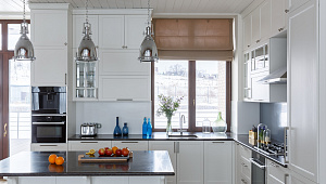 Дом на склоне