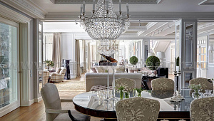 Уютный дом для семьи в стиле американская неоклассика