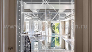 Уютный дом для семьи в стиле американская неоклассика