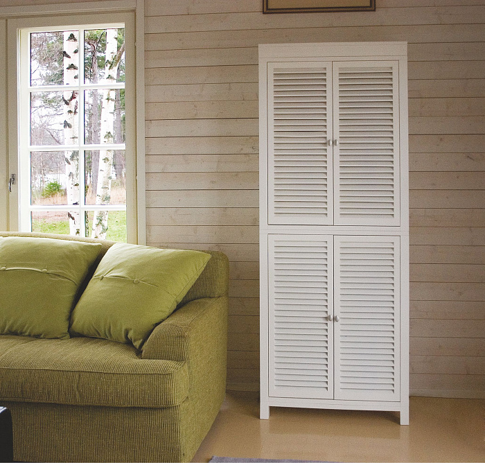 Шкаф с дверьми-жалюзи