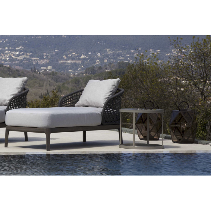 Журнальный столик Axum