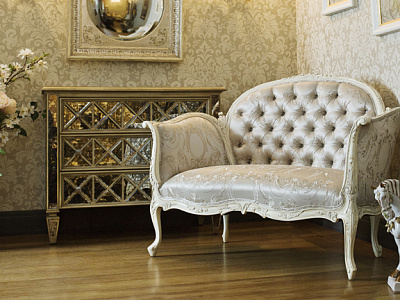 Фрагмент гостиной в классическом стиле