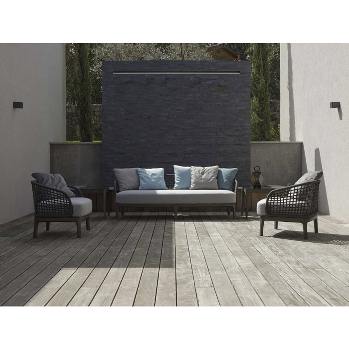 Диван Lungotevere