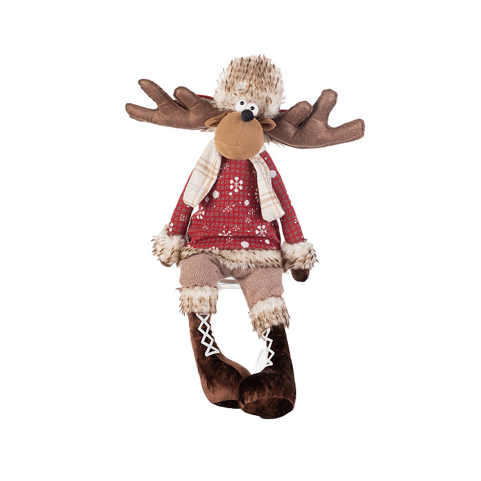 Сидящий олень мальчик в красном свитере