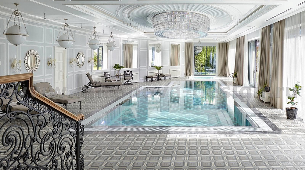 Уютный дом для семьи в стиле американская неоклассика