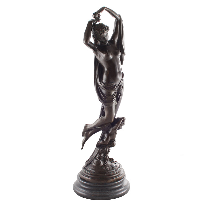 Статуэтка прекрасное вблизи