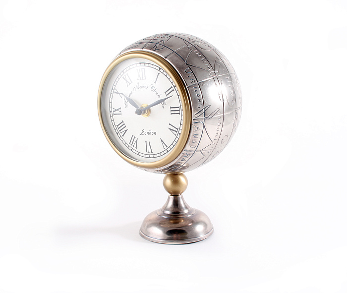 Часы настольные