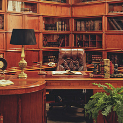 Мебель из красного дерева