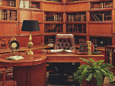 Мебель из красного дерева