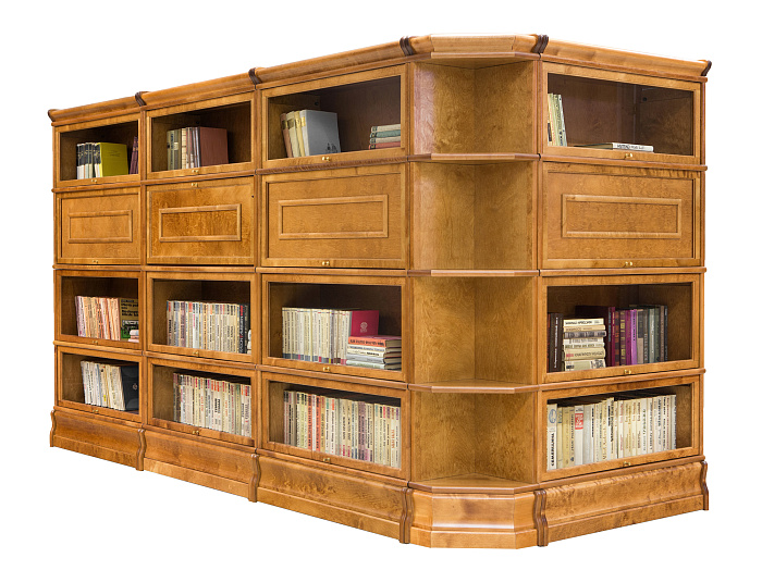 Книжный стеллаж с открытыми угловыми полками