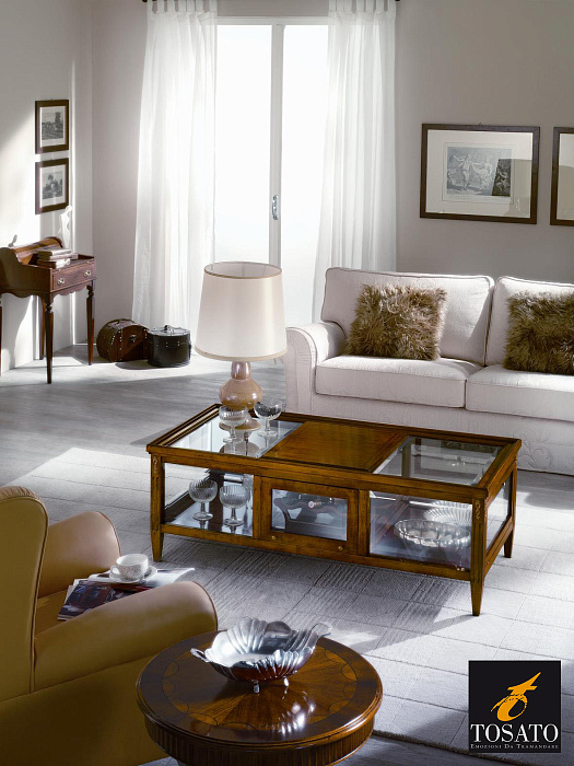 Столик-витрина "Релакс"