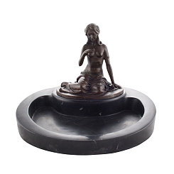 Пепельница "Девушка"