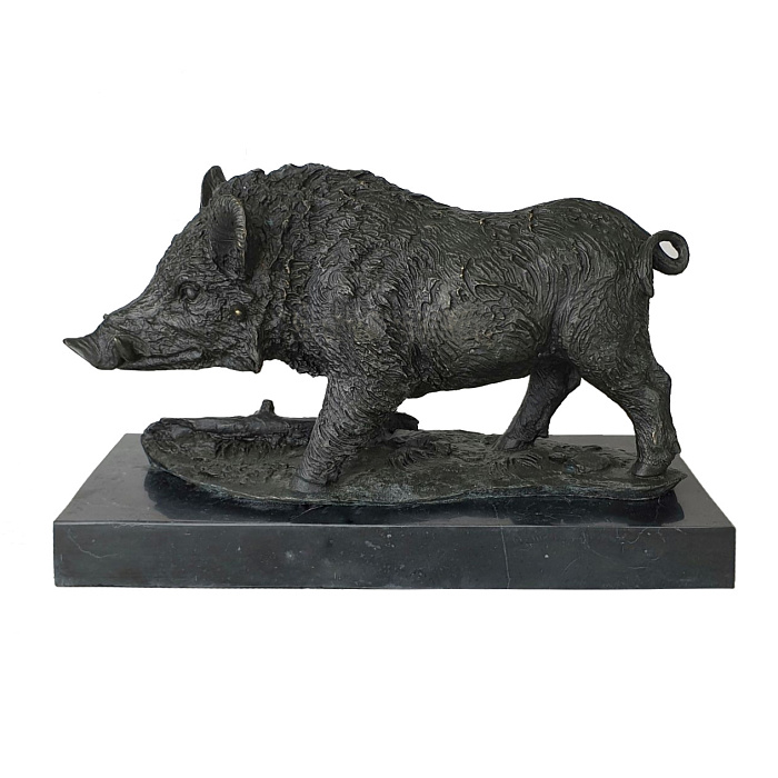 Статуэтка кабан на камне 