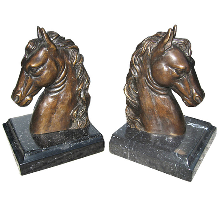 Держатель для книг "Голова лошади"