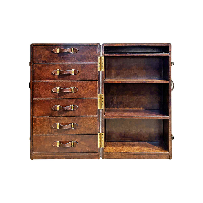 Комод желто-коричневый