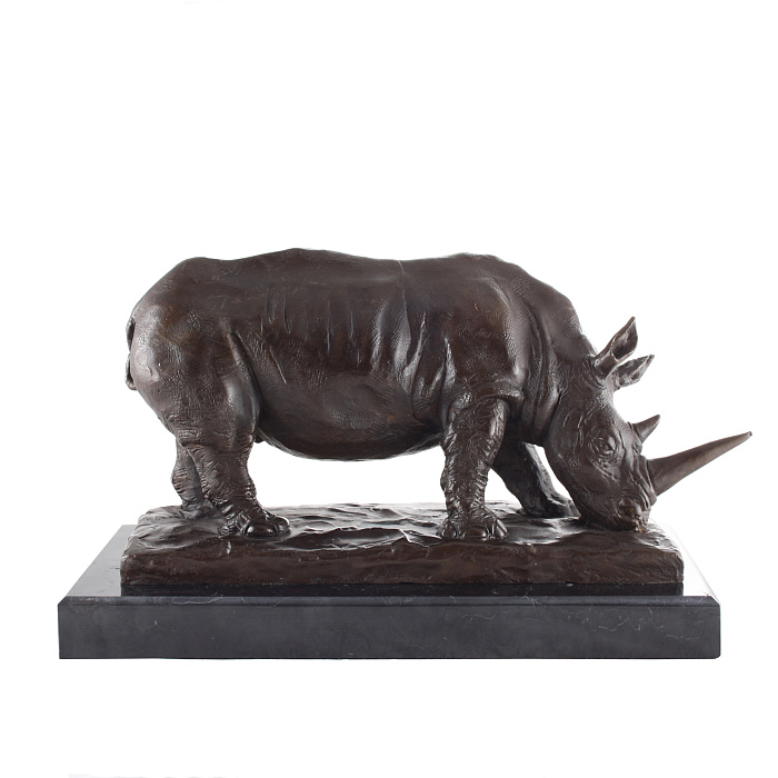 Статуэтка думы носорога