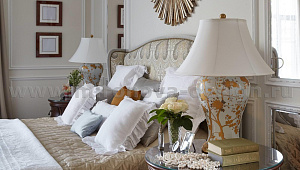 Уютный дом для семьи в стиле американская неоклассика