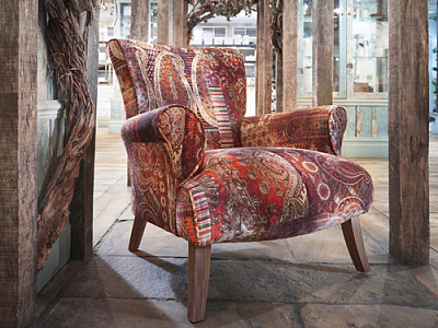 Интерьерные кресла в английском стиле