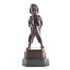 Статуэтка озорник